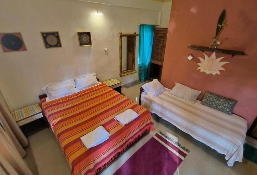 Standard Kolmen Hengen Huone, Freeflow, Beach Property For Spritual People, 2 Min From Food Planet