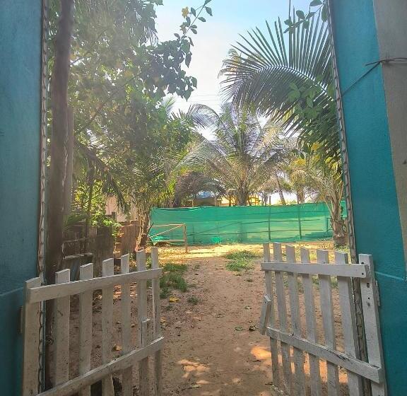 Perhestudio, Freeflow, Beach Property For Spritual People, 2 Min From Food Planet