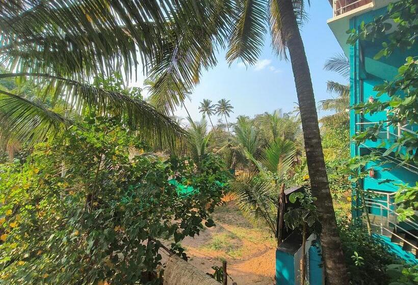 Perhestudio, Freeflow, Beach Property For Spritual People, 2 Min From Food Planet
