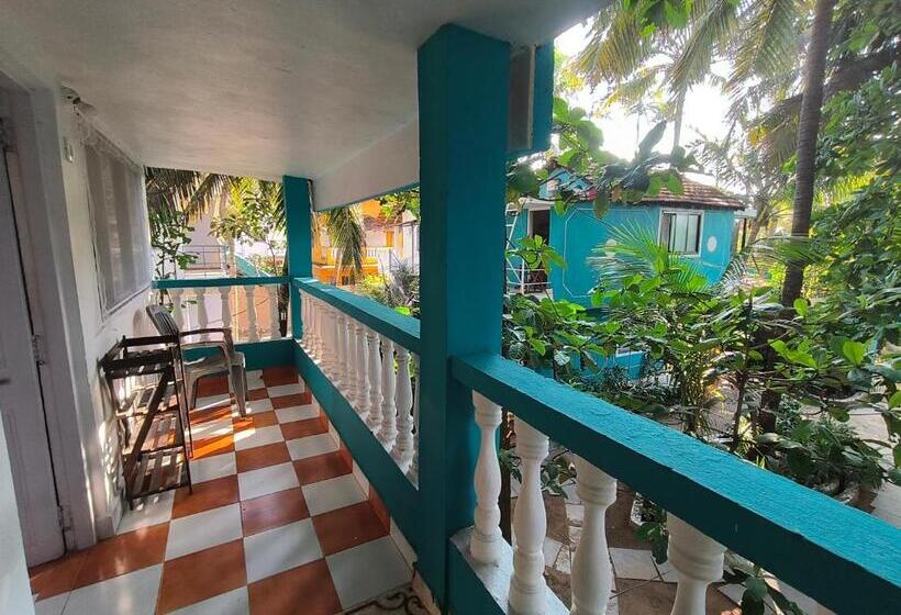 Standard Yhden Hengen Huone Parveke, Freeflow, Beach Property For Spritual People, 2 Min From Food Planet