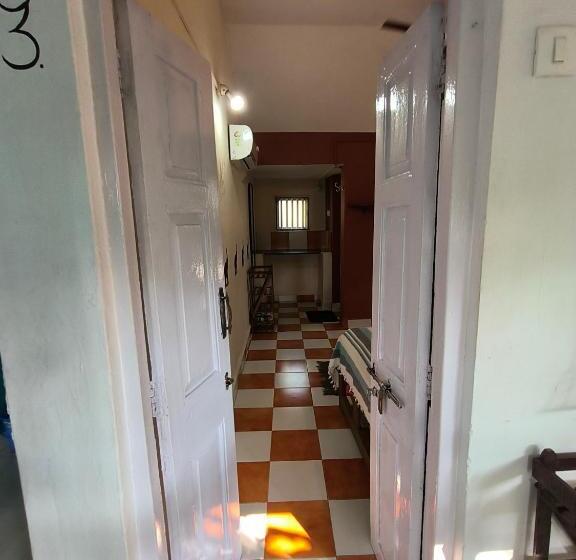 Standard Yhden Hengen Huone Parveke, Freeflow, Beach Property For Spritual People, 2 Min From Food Planet
