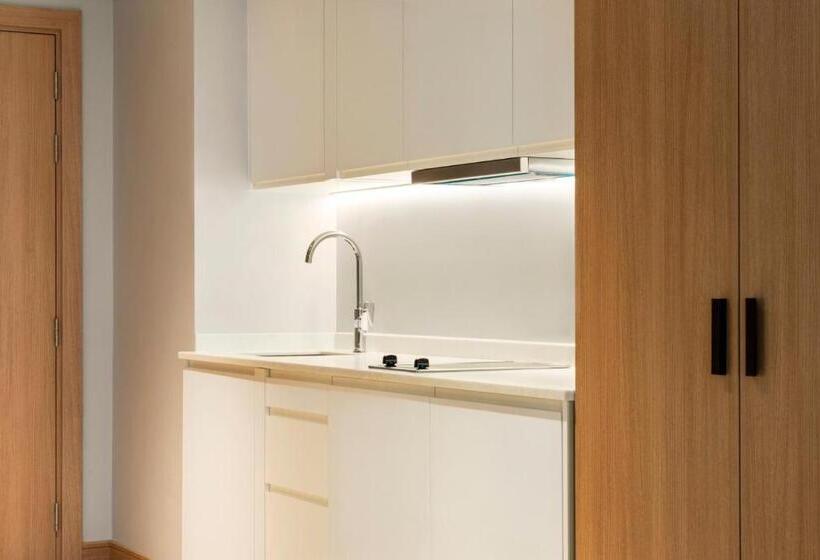 高级客房, Radisson Hotel & Residence Riyadh Olaya