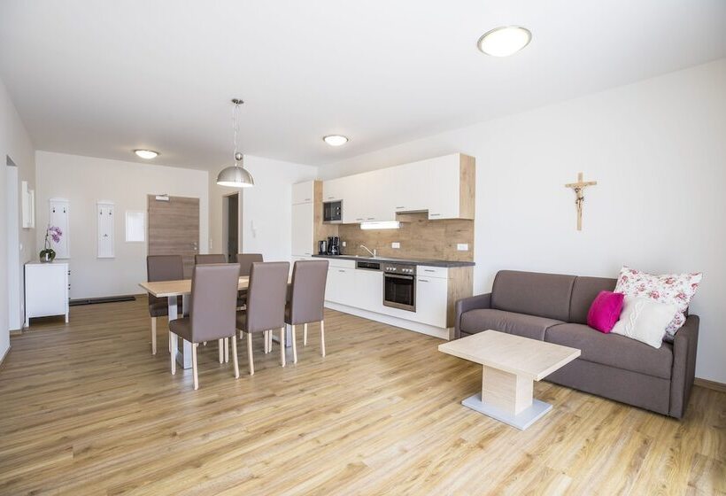 דירת שני חדרים עם מרפת, Aparthotel Pichler