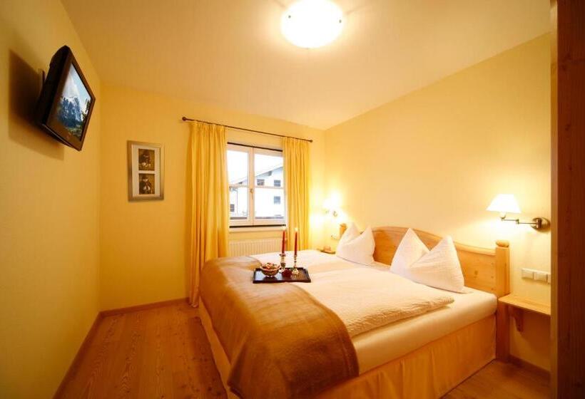 Апартаменты 1 Спальня с Балконом, Alpen Glück Hotel Villa Lisa Garni