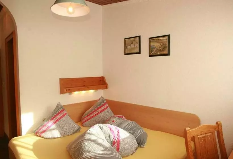 Habitació Economy, Das Edelweiss