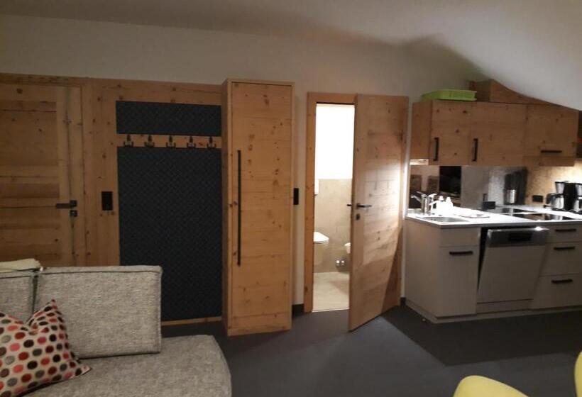 スイート, Das Edelweiss