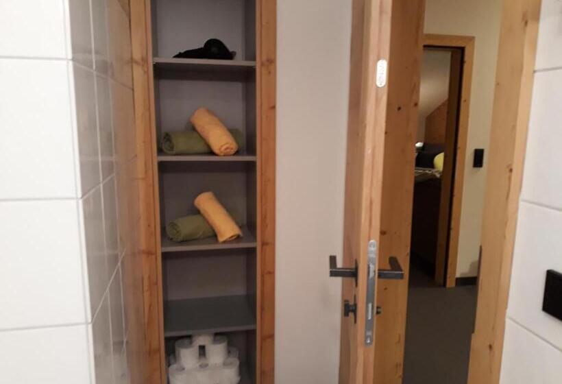 スイート, Das Edelweiss