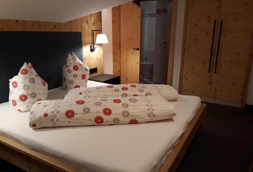 スイート, Das Edelweiss