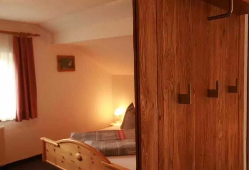 Apartament 1 Dormitori amb Vistes, Das Edelweiss