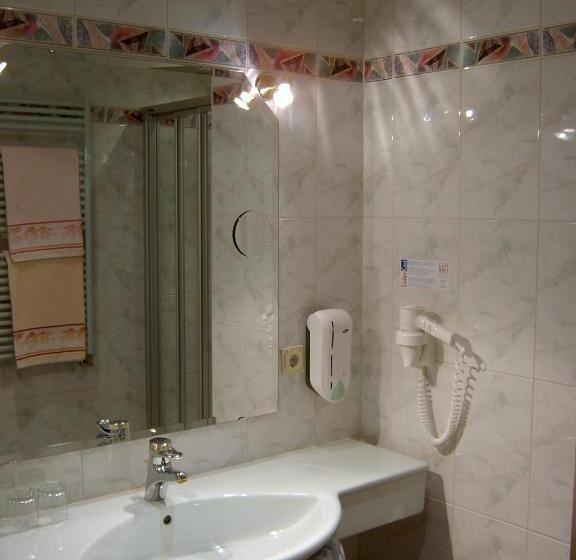 סוויטת ג'וניור, Gasthof Pension Nordwald