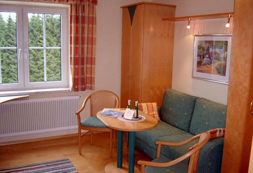 סוויטת ג'וניור, Gasthof Pension Nordwald