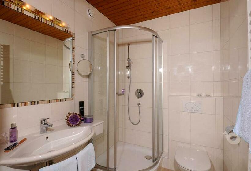 اتاق استاندارد با بالکن, Gästehaus Pirker