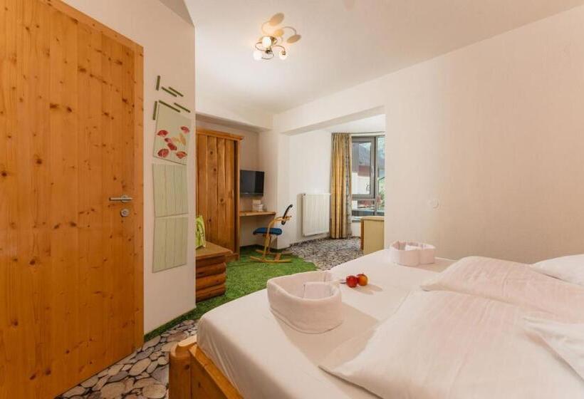 غرفة قياسية, Hartweger's