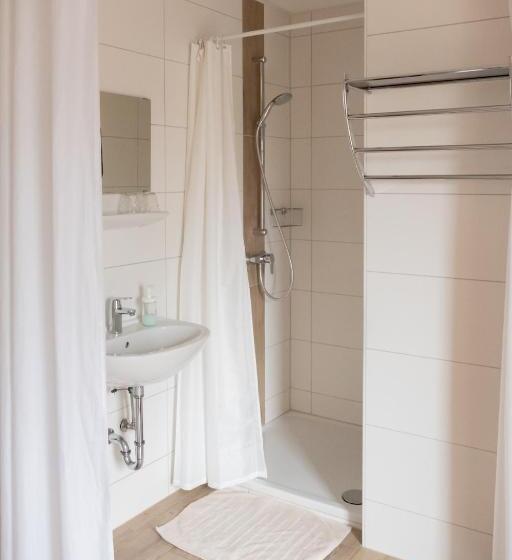 غرفة قياسية مزوَّدة بشُرفة, Haus Alpenrose