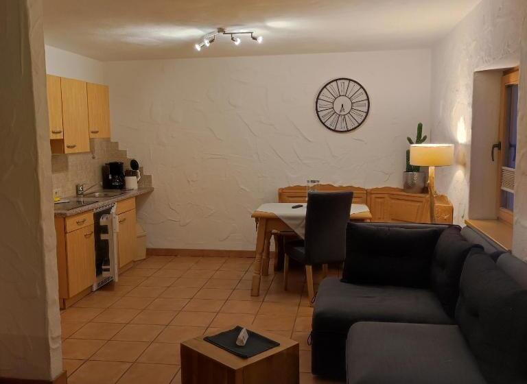 ビュー有りのスタンダードワンルーム, Post Garni