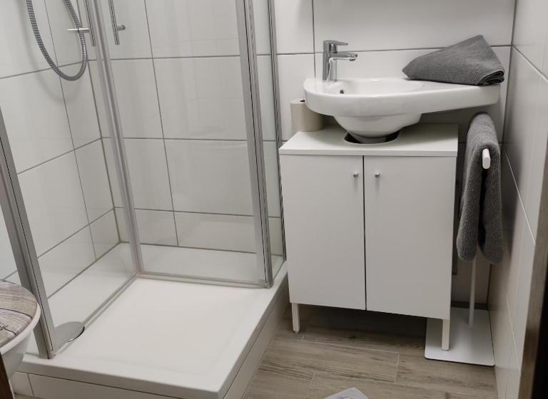 ベーシックルーム, Post Garni