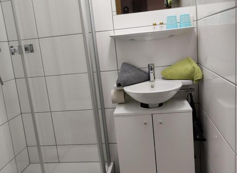 ベーシックルーム, Post Garni