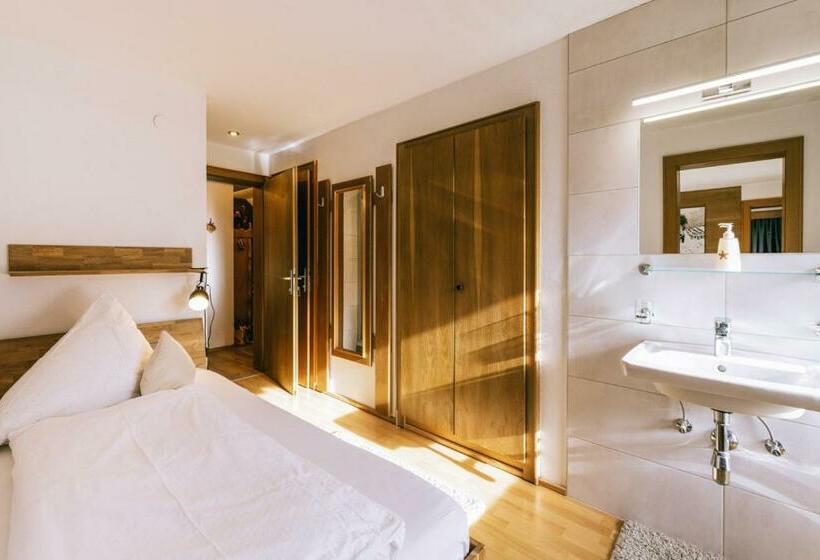 Апартаменты 2 Спальни, Landhaus Perktold