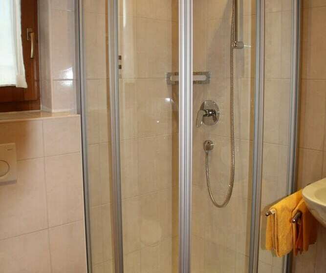 شقة غرفتين, Landhaus Zeller