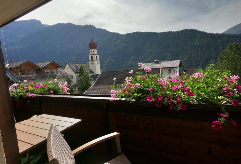 ファミリールーム, Pension Jagerhof Sommercard Inkl 5 Min Zum Hochzeiger