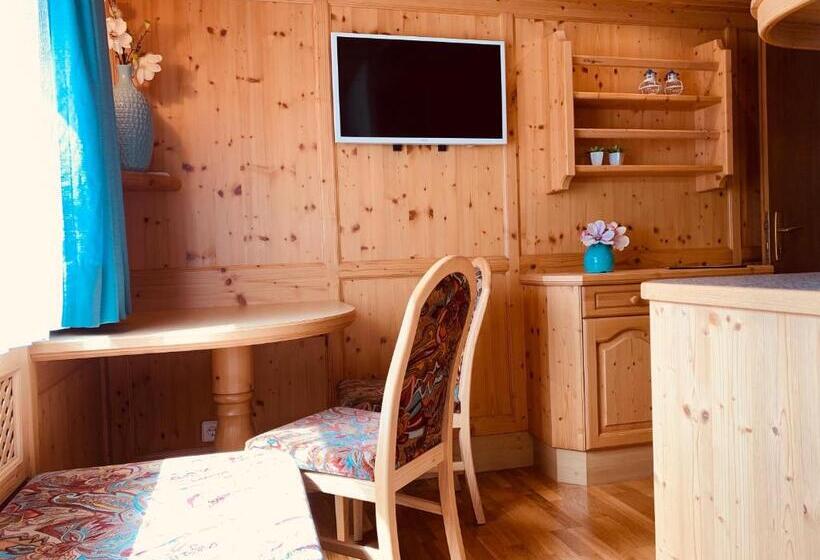 Апартаменты 1 Спальня с Балконом, Pension Jagerhof   Sommercard Inkl   5 Min Zum Hochzeiger