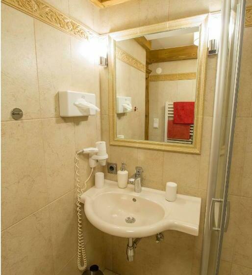 バルコニー付きスタンダードルーム, Pension Tannenhof