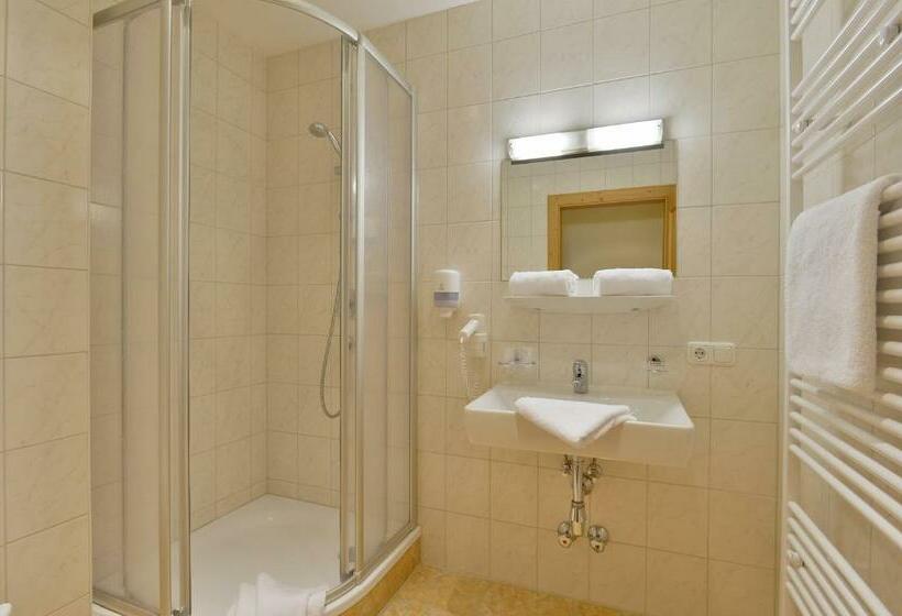 Номер Комфорт, Posthotel Mayrhofen