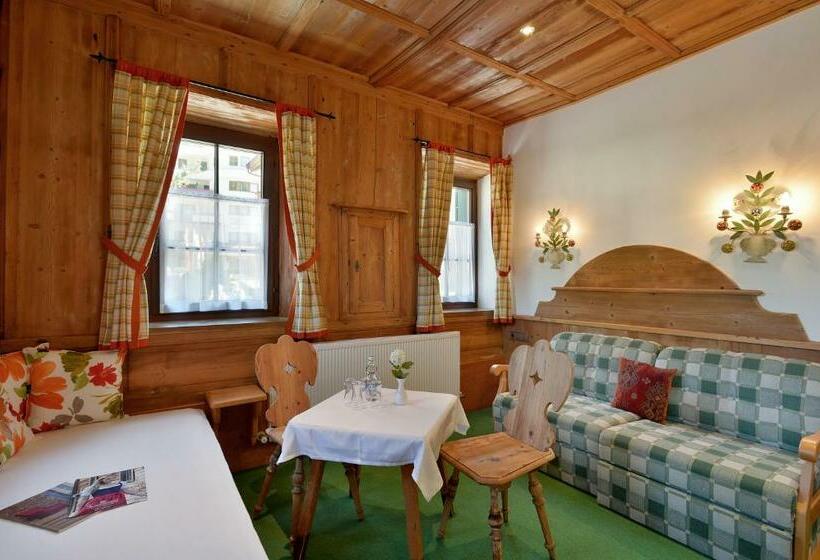 Семейные Апартаменты, Posthotel Mayrhofen