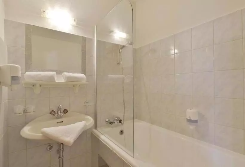 スタンダードトリプルルーム, Posthotel Mayrhofen