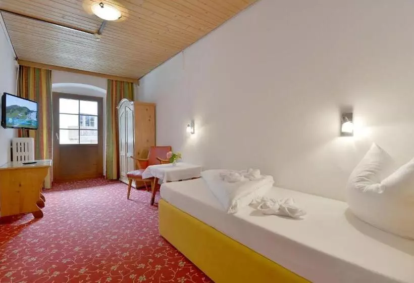 バルコニー付きシングルスタンダードルーム, Posthotel Mayrhofen