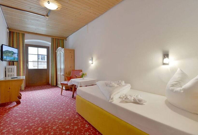 Номер Стандарт Индивидуальный с Балконом, Posthotel Mayrhofen