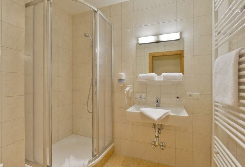 Номер Комфорт, Posthotel Mayrhofen