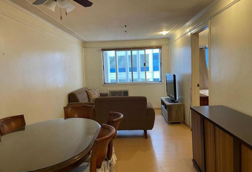 Family Room, Classica 1