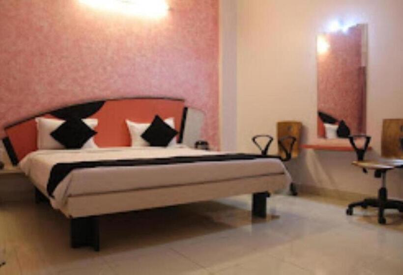 Номер Deluxe Кровать Кинг, Cool Palace, Nashik