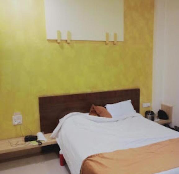 חדר דלוקס, Cool Palace, Nashik