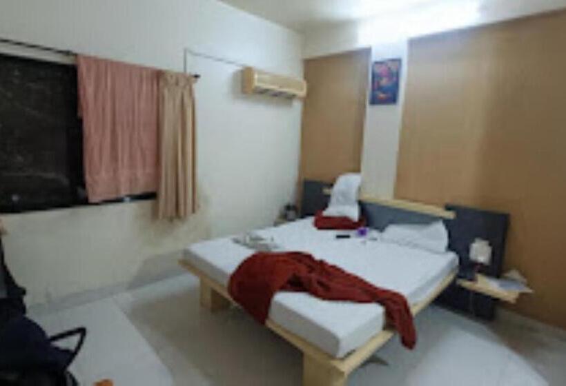 חדר דלוקס, Cool Palace, Nashik