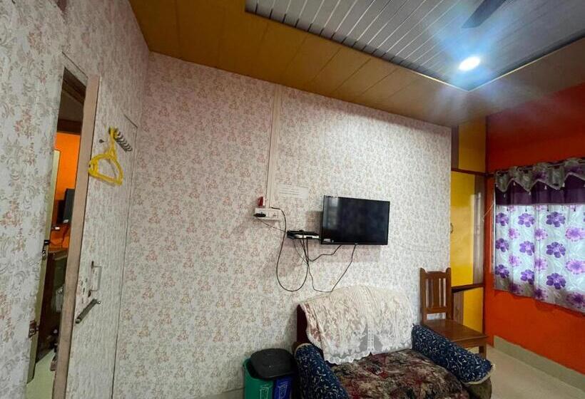 غرفة كلاسيكية ثلاثية, Spot On Usa