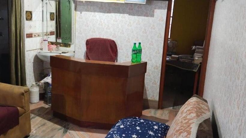 غرفة كلاسيكية ثلاثية, Spot On Usa