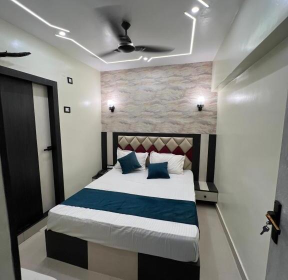 Superior Neljän Hengen Huone, Sree Jee Paying Guest House