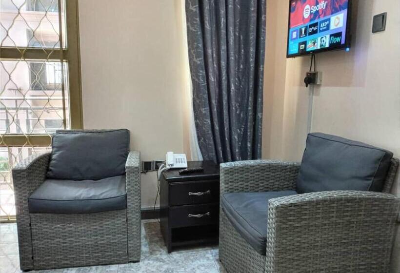 اتاق لوکس با بالکن, Zeptan