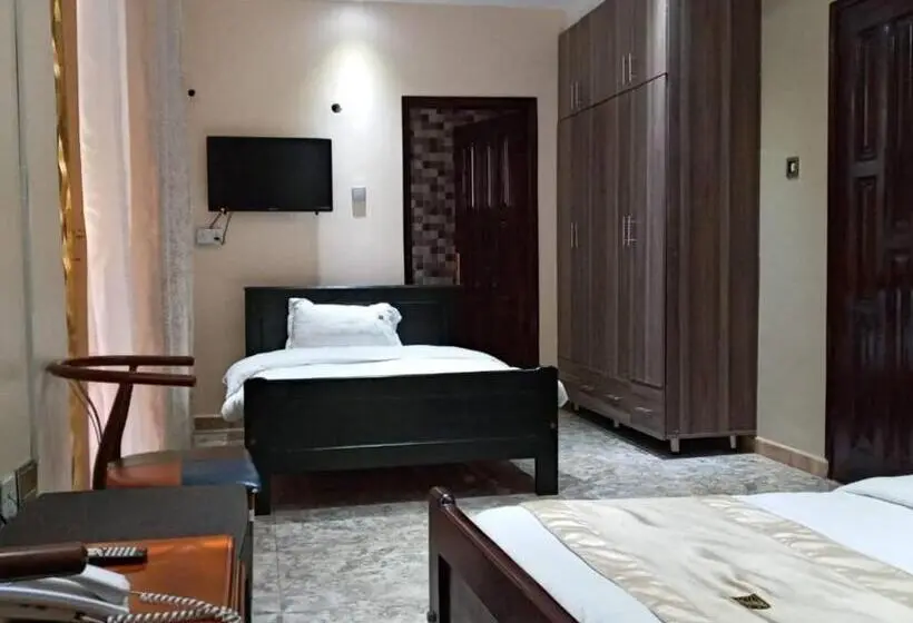 اتاق لوکس با بالکن, Zeptan