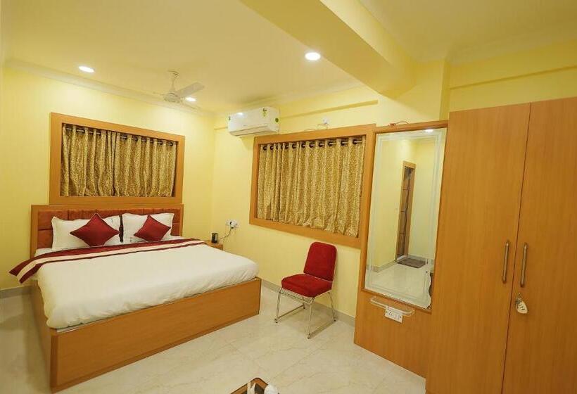 デラックスルーム, Lotus Hotel And Banquet