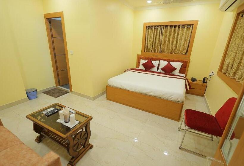 デラックスルーム, Lotus Hotel And Banquet