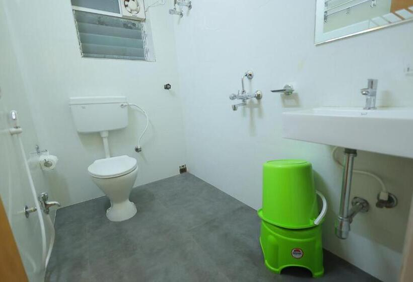 デラックスルーム, Lotus Hotel And Banquet