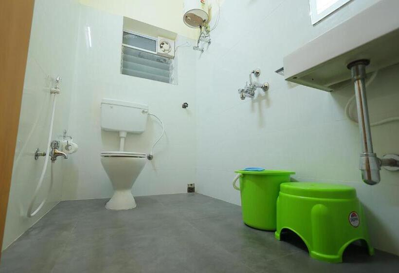 デラックスルーム, Lotus Hotel And Banquet