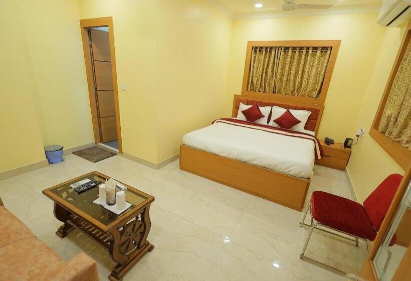 デラックスルーム, Lotus Hotel And Banquet