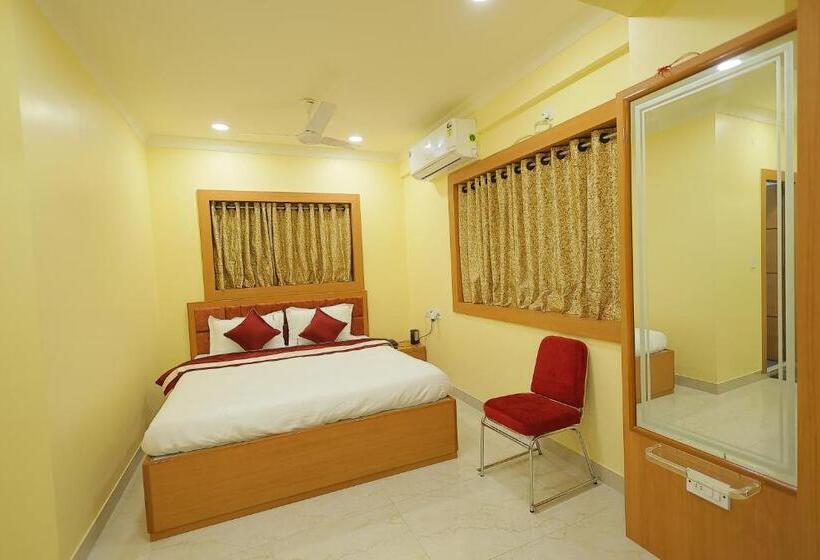 デラックスルーム, Lotus Hotel And Banquet