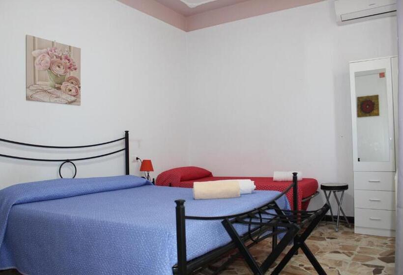 Номер Стандарт Трехместный, Alghero Budget