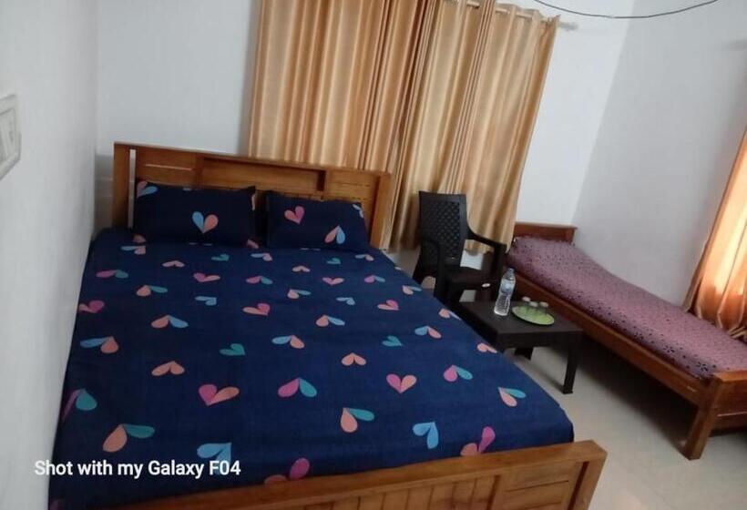 غرفة قياسية, Malanad Guest House