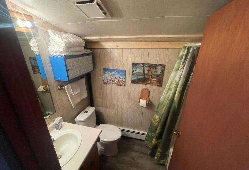 침실 4개 주택, Ntj Moose Lake Cabin